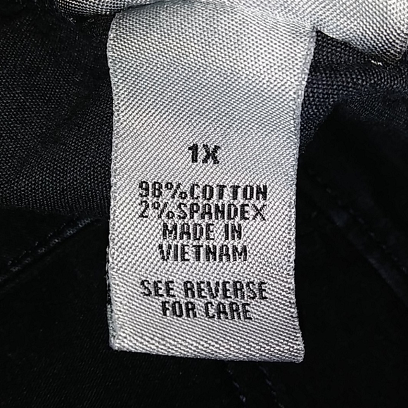 Catherines flat front essential pants.Slim leg - Picture 15 of 16